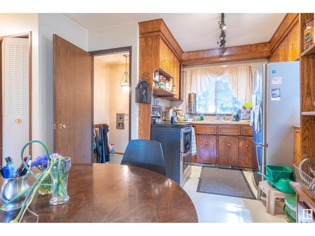 11411 91 St Nw, House detached with 3 bedrooms, 2 bathrooms and null parking in Edmonton AB | Image 5