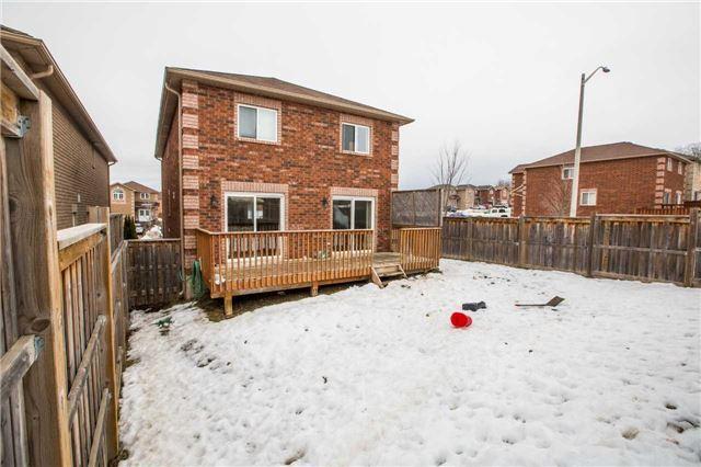 11 Glenhill Dr, House detached with 4 bedrooms, 4 bathrooms and 2 parking in Barrie ON | Image 14