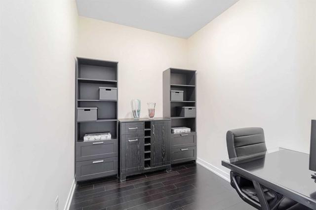 2405 - 510 Curran Pl, Condo with 1 bedrooms, 1 bathrooms and 1 parking in Mississauga ON | Image 5