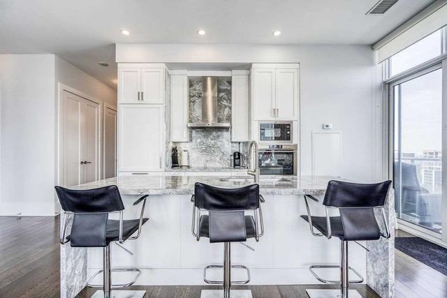 ph 1 - 300 Front St W, Condo with 3 bedrooms, 3 bathrooms and 2 parking in Toronto ON | Image 4