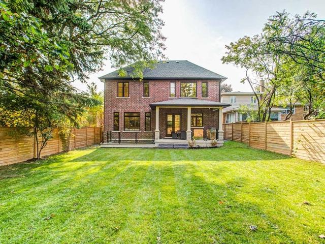 20 Arrowstook Rd, House detached with 4 bedrooms, 7 bathrooms and 6 parking in Toronto ON | Image 33