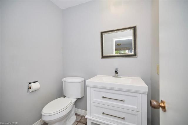 9285 Niagara Parkway, House detached with 5 bedrooms, 2 bathrooms and 10 parking in Niagara Falls ON | Image 23