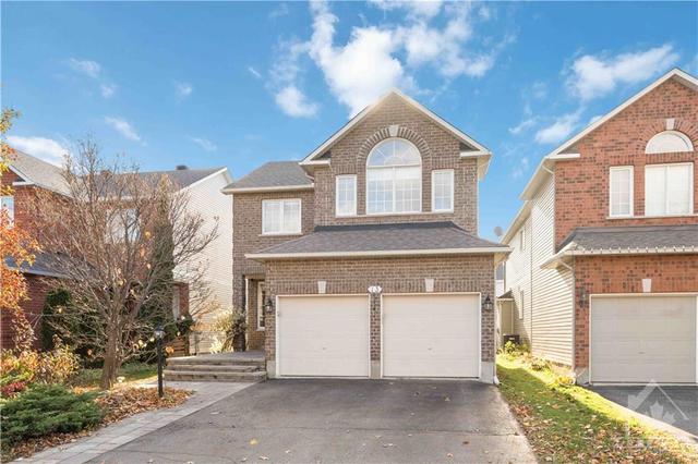 13 Rodeo Drive, House detached with 3 bedrooms, 4 bathrooms and 4 parking in Ottawa ON | Image 1