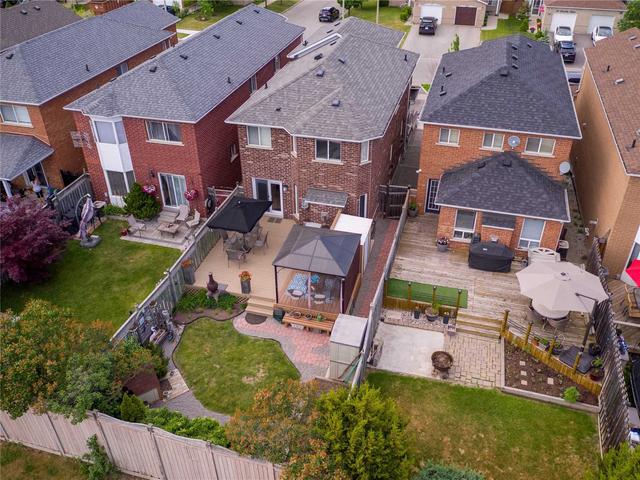 29 Condotti Dr, House detached with 4 bedrooms, 4 bathrooms and 4 parking in Vaughan ON | Image 12