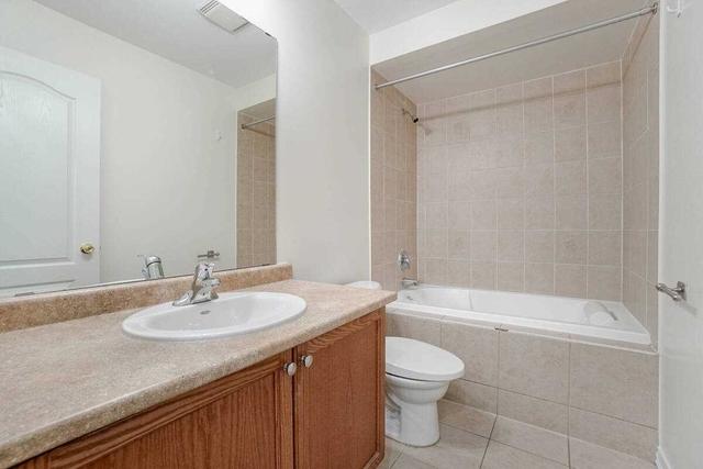 13 Lotus St, House attached with 3 bedrooms, 3 bathrooms and 2 parking in Brampton ON | Image 19