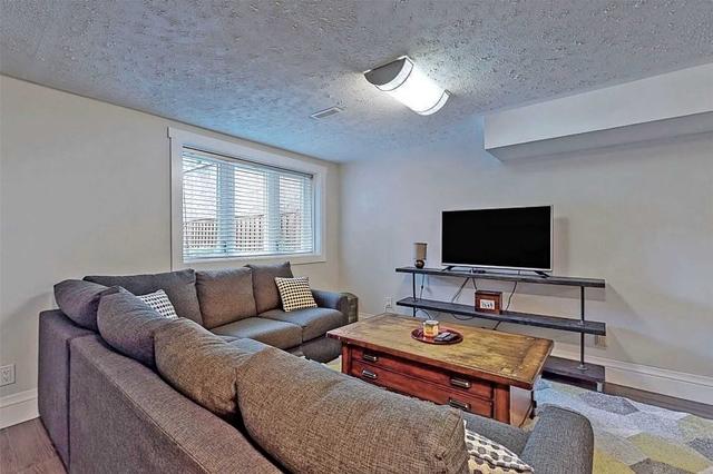 94 Forty First St, House detached with 3 bedrooms, 3 bathrooms and 3 parking in Toronto ON | Image 25