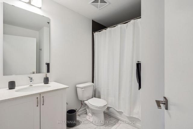 210 - 430 Essa Rd, Condo with 1 bedrooms, 1 bathrooms and 1 parking in Barrie ON | Image 15
