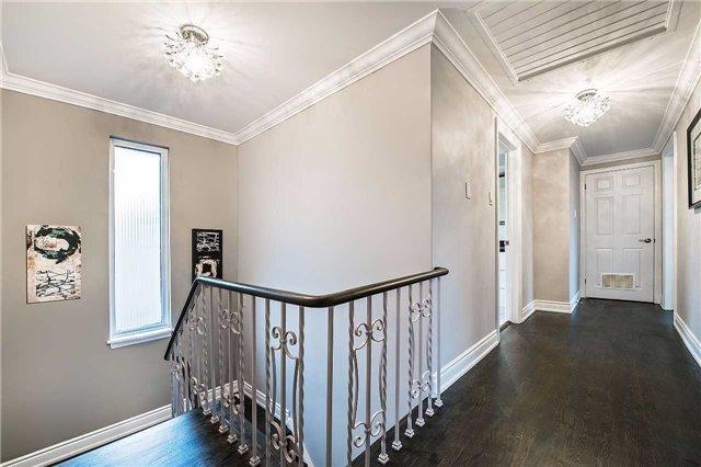 53 Clifton Ave, House detached with 5 bedrooms, 4 bathrooms and 8 parking in Toronto ON | Image 11