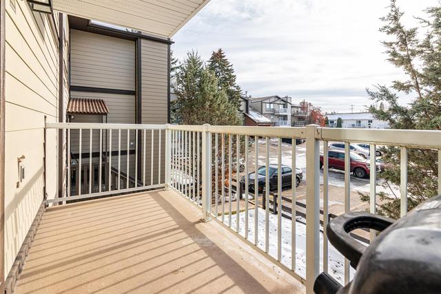 207 - 91 Cosgrove Crescent, Condo with 2 bedrooms, 1 bathrooms and 1 parking in Red Deer County AB | Image 3
