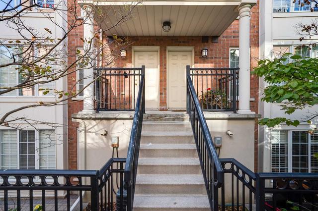 1108 - 5 Everson Dr, Townhouse with 2 bedrooms, 2 bathrooms and 1 parking in Toronto ON | Image 1