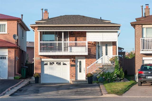 4323 Burnaby Crt, House detached with 3 bedrooms, 3 bathrooms and 5 parking in Mississauga ON | Image 1