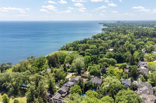 9 - 92 Lakeshore Rd W, House attached with 2 bedrooms, 4 bathrooms and 2 parking in Oakville ON | Image 25