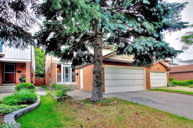 16 Belinda Sq, House detached with 3 bedrooms, 4 bathrooms and 4 parking in Toronto ON | Image 1