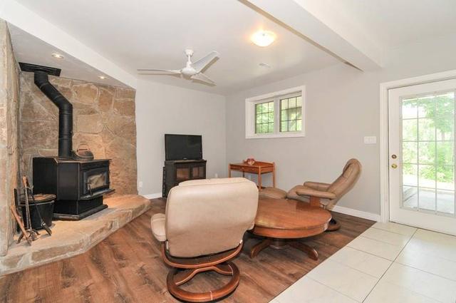 79 Oakridge Rd, House detached with 2 bedrooms, 3 bathrooms and 24 parking in Trent Lakes ON | Image 16