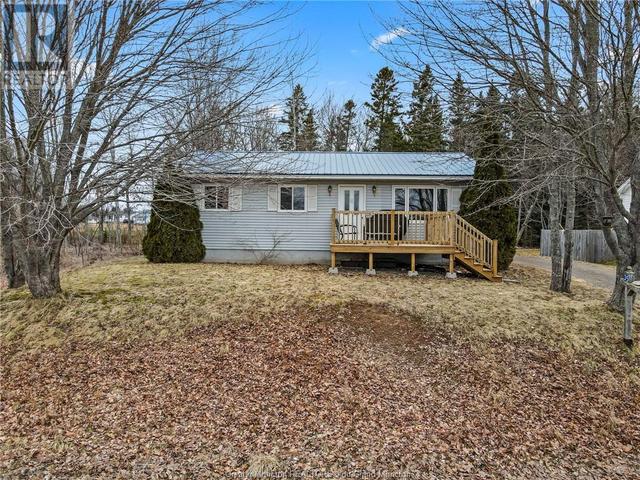 35 Green Briar, House detached with 3 bedrooms, 1 bathrooms and null parking in Moncton P NB | Image 1
