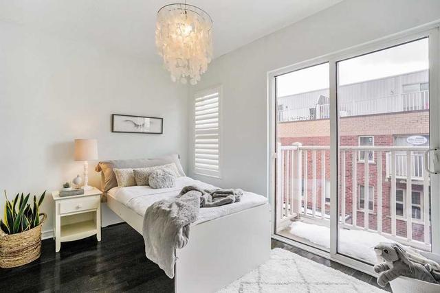 233 - 21 Ruttan St, Townhouse with 3 bedrooms, 2 bathrooms and 1 parking in Toronto ON | Image 6