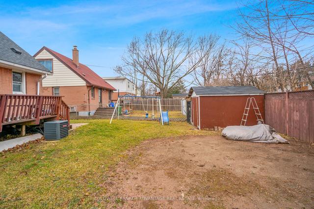 84 Armstrong Ave, House detached with 3 bedrooms, 1 bathrooms and 1 parking in Hamilton ON | Image 9