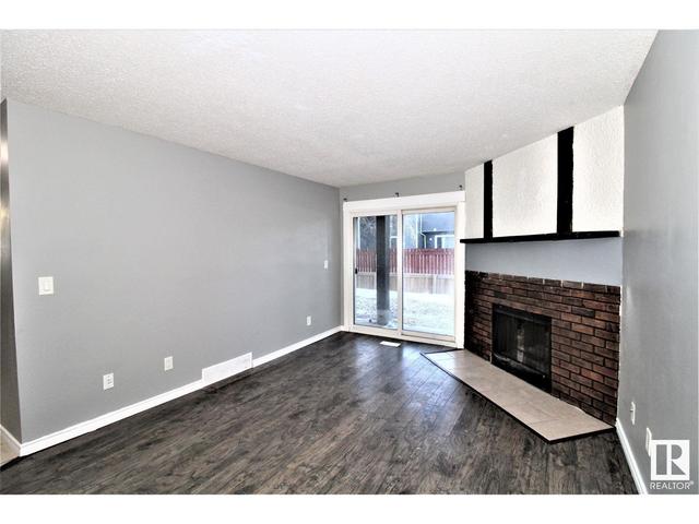 101 - 12408 161 Av Nw, Condo with 1 bedrooms, 1 bathrooms and null parking in Edmonton AB | Image 3