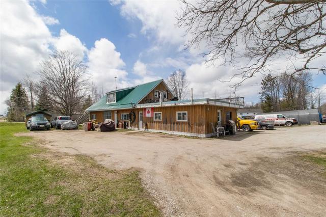10 5 Line N, House detached with 6 bedrooms, 3 bathrooms and 10 parking in Oro Medonte ON | Image 1
