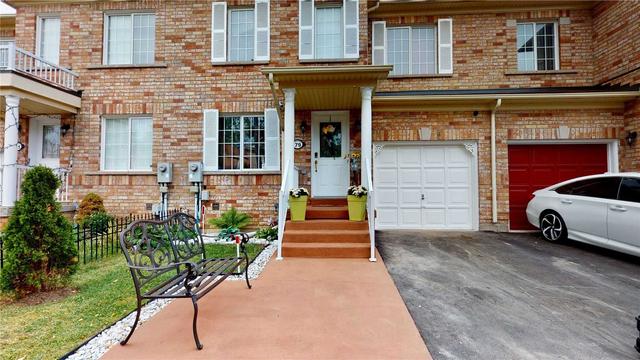 79 Tianalee Cres E, House attached with 3 bedrooms, 3 bathrooms and 3 parking in Brampton ON | Image 12