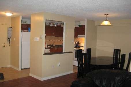 407 - 2900 Battleford Rd, Condo with 2 bedrooms, 1 bathrooms and 2 parking in Mississauga ON | Image 5