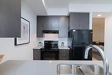 1008 - 1346 Danforth Rd, Condo with 1 bedrooms, 1 bathrooms and 1 parking in Toronto ON | Image 2