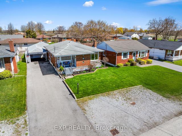 210 Johnston St, House detached with 3 bedrooms, 2 bathrooms and 10 parking in Port Colborne ON | Image 23