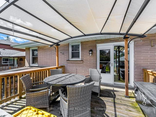 23 Cedarview Dr, House detached with 3 bedrooms, 2 bathrooms and 6 parking in Toronto ON | Image 20