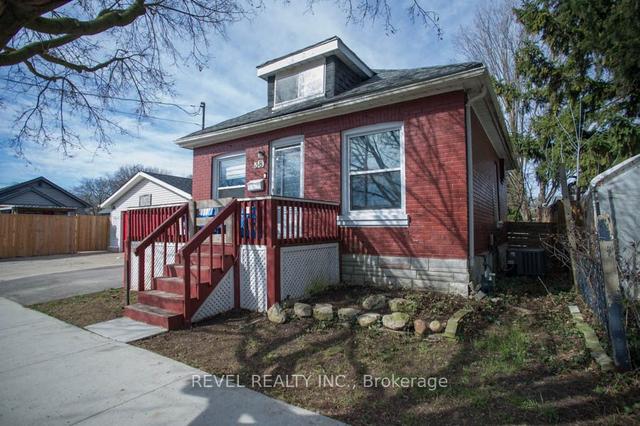38 Aylmer St, House detached with 2 bedrooms, 2 bathrooms and 2 parking in Brantford ON | Image 12