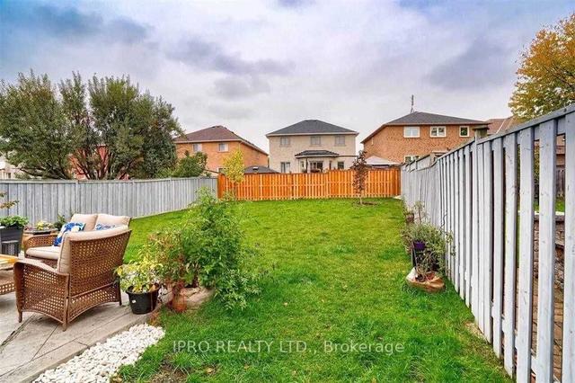 6249 Mcgriff Crt, House detached with 3 bedrooms, 4 bathrooms and 6 parking in Mississauga ON | Image 18