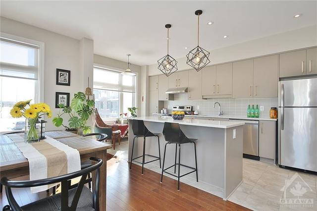 28 Stockholm Private, Townhouse with 3 bedrooms, 4 bathrooms and 2 parking in Ottawa ON | Image 10