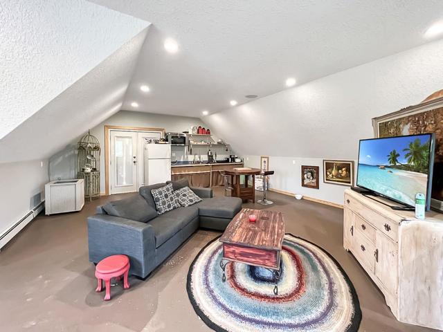 19132 Twp 825, House detached with 4 bedrooms, 2 bathrooms and null parking in Northern Sunrise County AB | Image 18