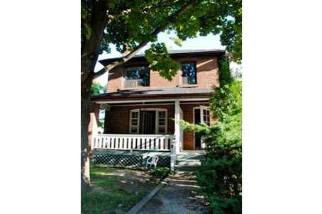 upper - 371 Davisville Ave, House detached with 2 bedrooms, 1 bathrooms and 1 parking in Toronto ON | Image 9