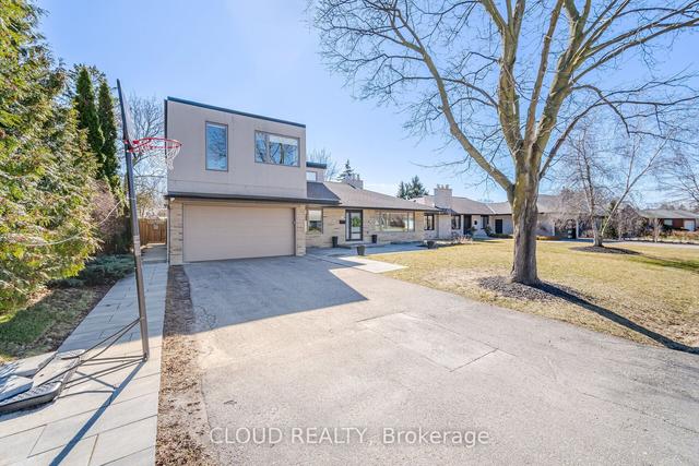 7 Ashwood Cres, House detached with 4 bedrooms, 5 bathrooms and 6 parking in Toronto ON | Image 12