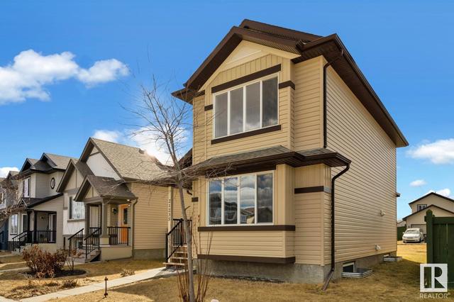 21235 96 Av Nw, House detached with 3 bedrooms, 2 bathrooms and null parking in Edmonton AB | Image 2