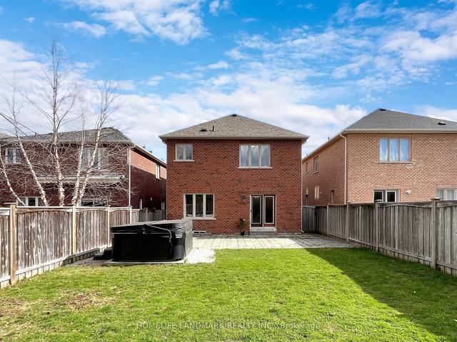 90 Eagle Peak Dr, House detached with 4 bedrooms, 4 bathrooms and 4 parking in Richmond Hill ON | Image 25