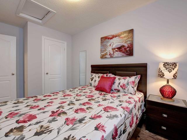 42 Soccavo Cres, Townhouse with 4 bedrooms, 4 bathrooms and 2 parking in Brampton ON | Image 29