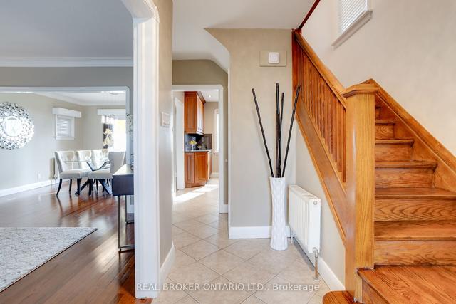 33 Crescentwood Rd, House detached with 3 bedrooms, 2 bathrooms and 4 parking in Toronto ON | Image 34