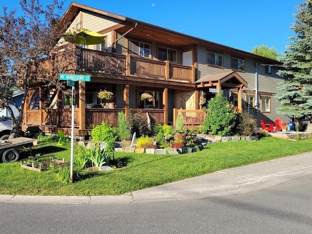 32 Mt Trinity Avenue, House detached with 8 bedrooms, 5 bathrooms and null parking in Fernie BC | Image 1