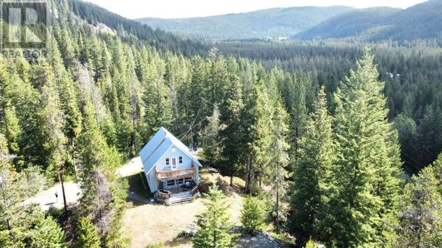 2556 Princeton Summerland Road, House detached with 3 bedrooms, 1 bathrooms and 3 parking in Okanagan Similkameen H BC | Image 4