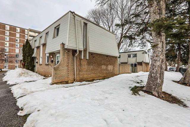 116 - 17 Old Pine Tr W, Townhouse with 3 bedrooms, 2 bathrooms and 1 parking in St. Catharines ON | Image 30