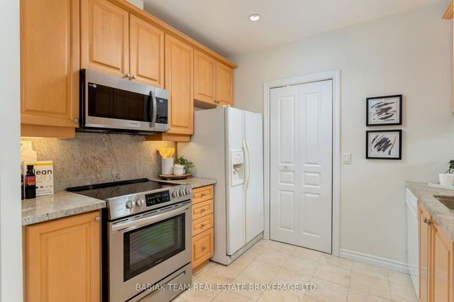 1005 - 2662 Bloor St W, Condo with 2 bedrooms, 2 bathrooms and 1 parking in Toronto ON | Image 10