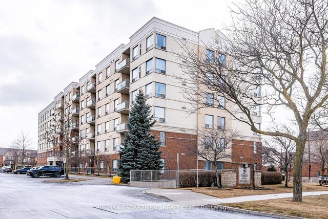 405 - 5070 Fairview St, Condo with 2 bedrooms, 2 bathrooms and 1 parking in Burlington ON | Image 12