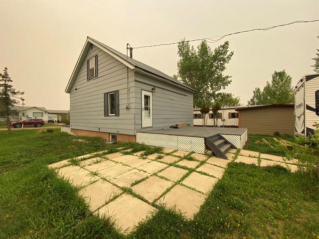 4721 49 Street, House detached with 3 bedrooms, 1 bathrooms and 4 parking in Birch Hills County AB | Image 2