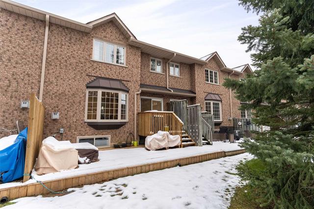 2880 Headon Forest Dr, Townhouse with 3 bedrooms, 4 bathrooms and 2 parking in Burlington ON | Image 9