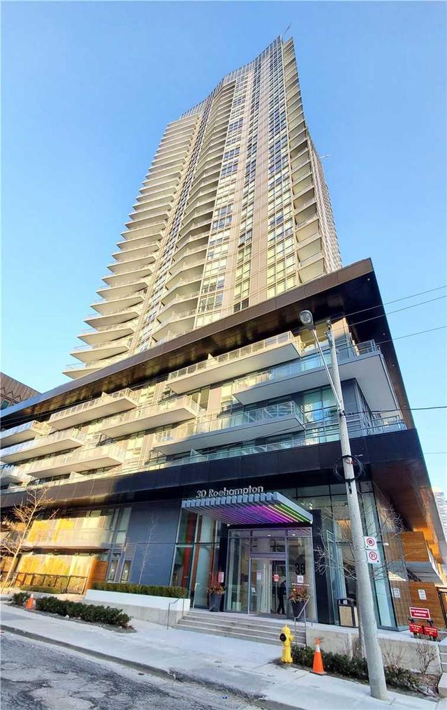 1009 - 30 Roehampton Ave, Condo with 1 bedrooms, 1 bathrooms and 1 parking in Toronto ON | Image 1