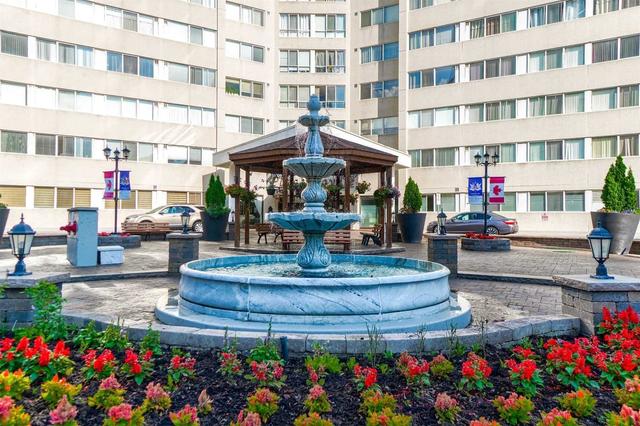 501 - 3695 Kaneff Cres, Condo with 2 bedrooms, 2 bathrooms and 1 parking in Mississauga ON | Image 14