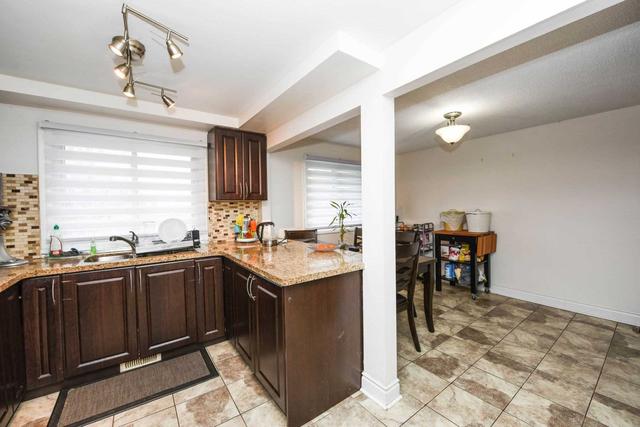 7369 Bybrook Dr, House semidetached with 3 bedrooms, 3 bathrooms and 5 parking in Mississauga ON | Image 9