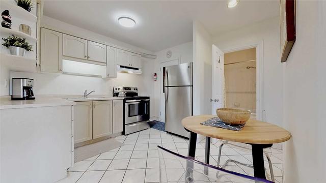15 - 2 Vineland Ave S, Condo with 2 bedrooms, 1 bathrooms and 1 parking in Hamilton ON | Image 27