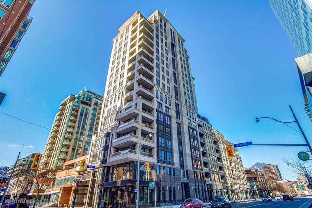 404 - 68 Yorkville Ave, Condo with 3 bedrooms, 4 bathrooms and 3 parking in Toronto ON | Image 1